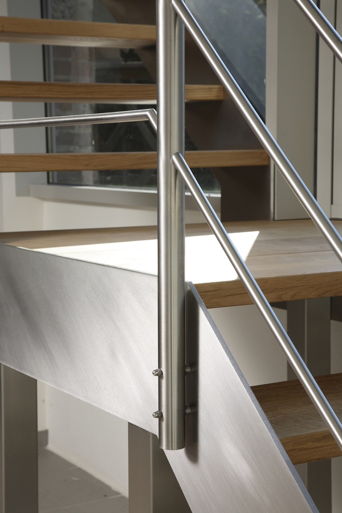 Escaliers design en métal par Verschaeve