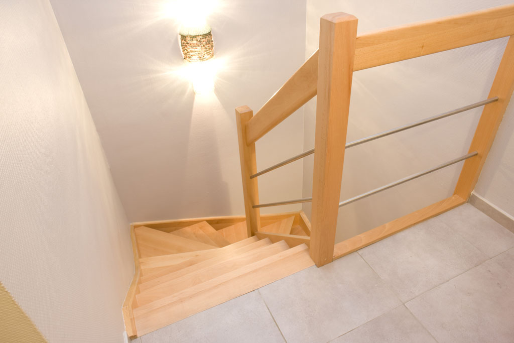 Escalier quart tournant double fermé standard (53)