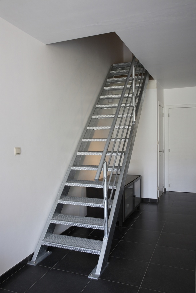 Escalier métallique maison industrielle